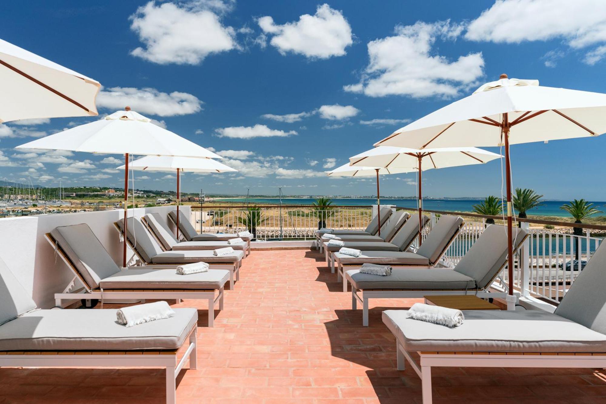 Hotel Agua Bay 4*